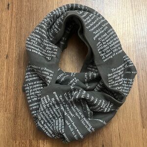Storiarts The Picture of Dorian Gray Infinity Book Scarf